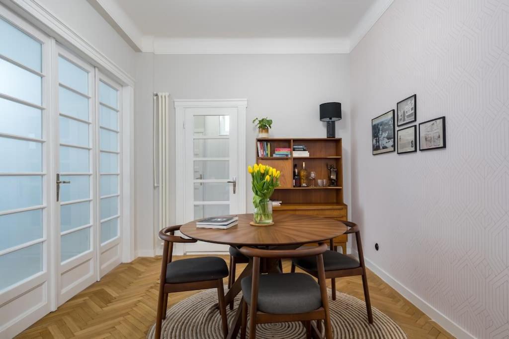 Exquisite Art Deco 2Br Apartment Prime Location Βουκουρέστι Εξωτερικό φωτογραφία