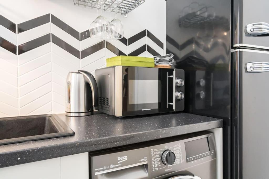 Exquisite Art Deco 2Br Apartment Prime Location Βουκουρέστι Εξωτερικό φωτογραφία
