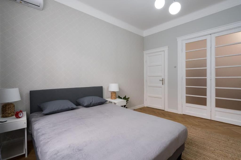 Exquisite Art Deco 2Br Apartment Prime Location Βουκουρέστι Εξωτερικό φωτογραφία