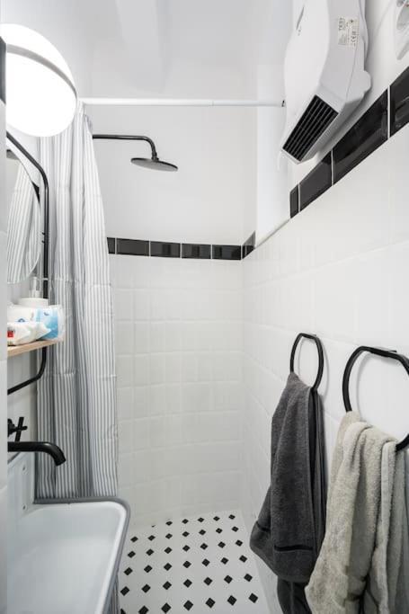 Exquisite Art Deco 2Br Apartment Prime Location Βουκουρέστι Εξωτερικό φωτογραφία