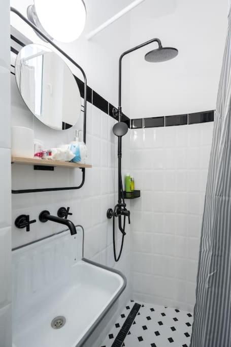 Exquisite Art Deco 2Br Apartment Prime Location Βουκουρέστι Εξωτερικό φωτογραφία